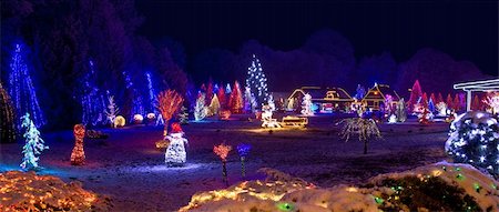 simsearch:859-03041250,k - Village in christmas lights, panoramic view, Croatia Stock Photo - Budget Royalty-Free & Subscription, Code: 400-06480689