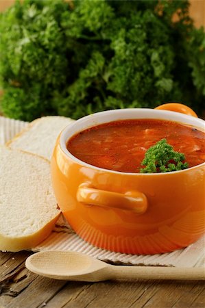 rote-beete-suppe - traditional Russian Ukrainian food soup borscht Stockbilder - Microstock & Abonnement, Bildnummer: 400-06483075