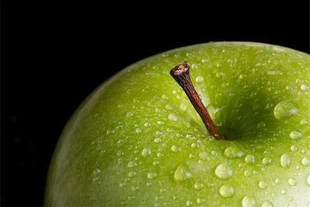 Green apple on the black Foto de stock - Royalty-Free Super Valor e Assinatura, Número: 400-06517772