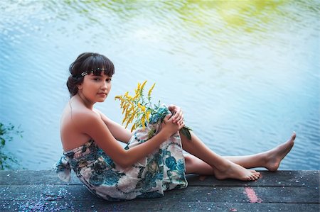 simsearch:400-06520162,k - Girl in blue dress sitting by a lake Stock Photo - Budget Royalty-Free & Subscription, Code: 400-06520167