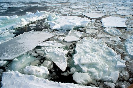 stockarch (artist) - broken sheets of ice viewed from an ice breaker vessel Stock Photo - Budget Royalty-Free & Subscription, Code: 400-06521356