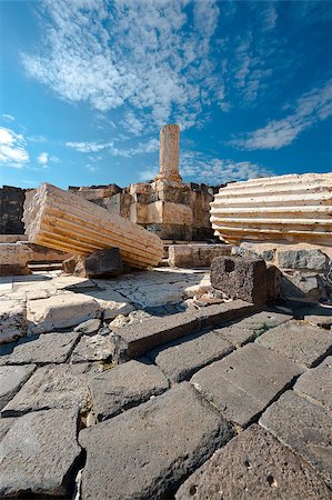 Ruins of Ancient Bet Shean which Collapsed during Earthquake Stock Photo - Budget Royalty-Free & Subscription, Code: 400-06530911