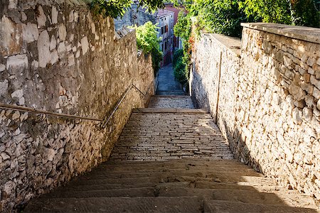Narrow Street and Stairway in Pula, Croatia Stock Photo - Budget Royalty-Free & Subscription, Code: 400-06555443