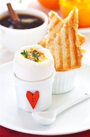 simsearch:400-07414812,k - Boiled egg with spices, hot toastes and cup of coffee for breakfast. Foto de stock - Super Valor sin royalties y Suscripción, Código: 400-06559852