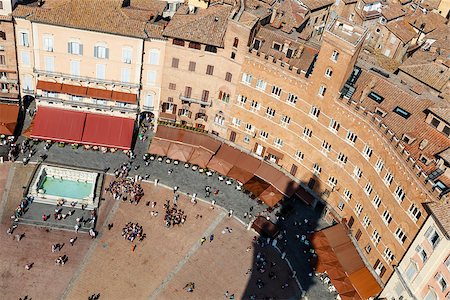 Aerial View on Piazza del Campo, Central Square of Siena, Tuscany, Italy Stock Photo - Budget Royalty-Free & Subscription, Code: 400-06564932