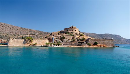 spinalonga island - Crete Spinalonga Fortress Greece - Last Active Leprosy Colony Photographie de stock - Aubaine LD & Abonnement, Code: 400-06560980