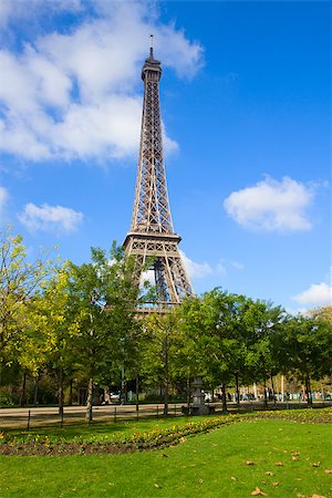 eiffelTower in sunny spring  day in Paris,  France Stock Photo - Budget Royalty-Free & Subscription, Code: 400-06562747