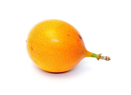 passiflora - Granadilla fruit, closeup on white background Photographie de stock - Aubaine LD & Abonnement, Code: 400-06638418