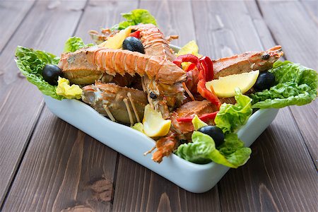 Lobster salad with olives, capsicum and iceberg lettuce Stock Photo - Budget Royalty-Free & Subscription, Code: 400-06644625