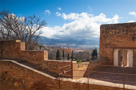 simsearch:400-07209028,k - Famous Alhambra palace in Grenada in Spain Stock Photo - Budget Royalty-Free & Subscription, Code: 400-06640820