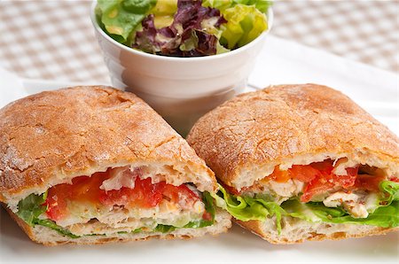 simsearch:400-06641159,k - italian ciabatta panini sandwich with chicken and tomato Foto de stock - Super Valor sin royalties y Suscripción, Código: 400-06641157
