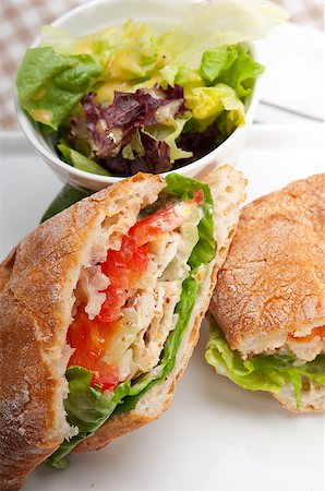 simsearch:400-06641159,k - italian ciabatta panini sandwich with chicken and tomato Foto de stock - Super Valor sin royalties y Suscripción, Código: 400-06641158