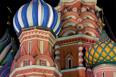 simsearch:400-07049527,k - Night view of Beautiful St. Basil Cathedral, Moscow, Russia Photographie de stock - Aubaine LD & Abonnement, Code: 400-06642696