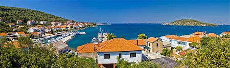 simsearch:400-07633210,k - Island of Ugljan, Town of Kali waterfront colorful panorama Stock Photo - Budget Royalty-Free & Subscription, Code: 400-06642812