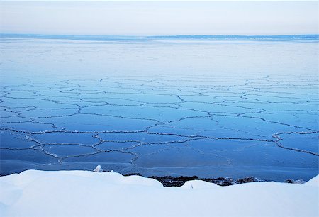 New ice at the coast of the swedish island öland in baltic sea. Foto de stock - Super Valor sin royalties y Suscripción, Código: 400-06643735