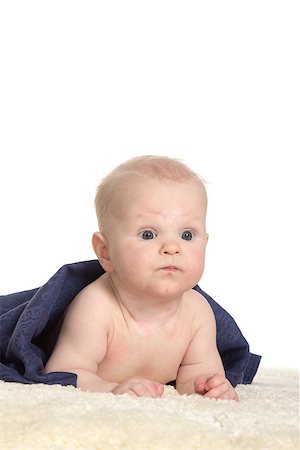 simsearch:614-03648659,k - Adorable happy baby in colorful towel on white background isolated Fotografie stock - Microstock e Abbonamento, Codice: 400-06694144