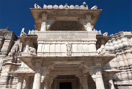 photoff (artist) - Sheth Anandji kalyanji Temple.  Adinath Temple, Jain Temple, Ranakpur, Pali District, Udaipur, Rajasthan, India, Asia Foto de stock - Super Valor sin royalties y Suscripción, Código: 400-06695443