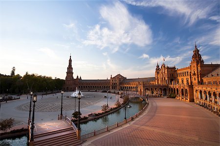 simsearch:400-07209028,k - charming Plaza de Espana in Seville at sunset, Spain Stock Photo - Budget Royalty-Free & Subscription, Code: 400-06696754