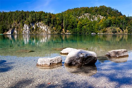 simsearch:400-04412215,k - stones in clear Alpsee lake, Bavaria, Germany Photographie de stock - Aubaine LD & Abonnement, Code: 400-06696759