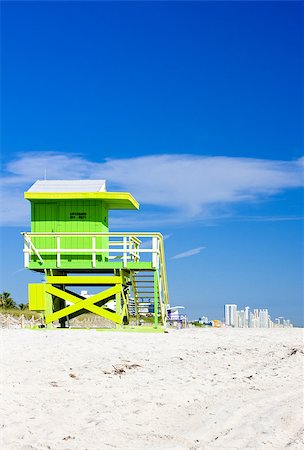 florida city beaches - cabin on the beach, Miami Beach, Florida, USA Foto de stock - Super Valor sin royalties y Suscripción, Código: 400-06697574