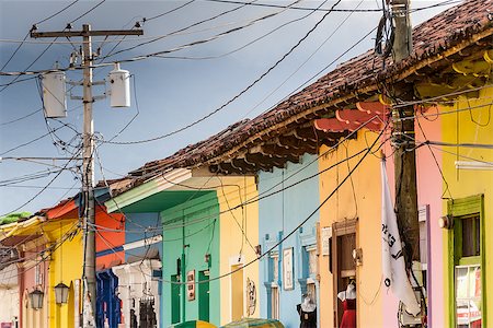 row of houses usa - Row of colorful houses in central Granada, Nicaragua. Stock Photo - Budget Royalty-Free & Subscription, Code: 400-06698923