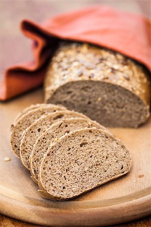 simsearch:400-04745804,k - Slice of wholemeal bread and loaf. Stock Photo - Budget Royalty-Free & Subscription, Code: 400-06698982
