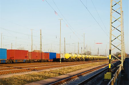 A freight train in a freight yard. Foto de stock - Royalty-Free Super Valor e Assinatura, Número: 400-06699048