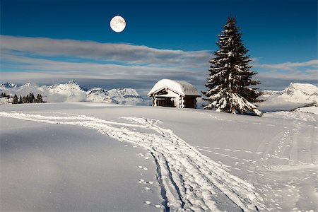 Full Moon above Small Hut and Fir Tree on the Top of the Mountain in Megeve, French Alps Photographie de stock - Aubaine LD & Abonnement, Code: 400-06692566