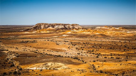 simsearch:400-04975317,k - An image of the great Breakaways at Coober Pedy Australia Fotografie stock - Microstock e Abbonamento, Codice: 400-06693821