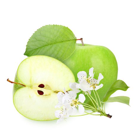 simsearch:400-04994957,k - Full and half of green apples with leaf and flowers on white background. Close-up. Studio photography. Foto de stock - Super Valor sin royalties y Suscripción, Código: 400-06701010
