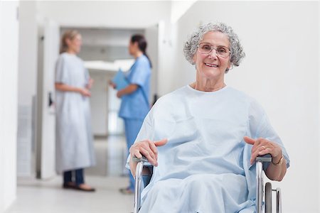 simsearch:400-07337135,k - Elderly patient in corridor in hospital ward Stock Photo - Budget Royalty-Free & Subscription, Code: 400-06734426