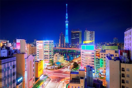 Skyline from Asakusa and Tokyo Sky Tower in Tokyo, Japan. Photographie de stock - Aubaine LD & Abonnement, Code: 400-06739470