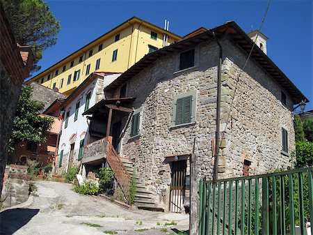 pistoia - Romantic Italian small town in Tuscany Stockbilder - Microstock & Abonnement, Bildnummer: 400-06746384