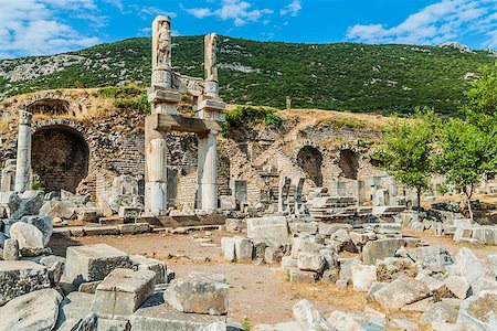 Ephesus ancient greek ruins in Anatolia Turkey Photographie de stock - Aubaine LD & Abonnement, Code: 400-06746500