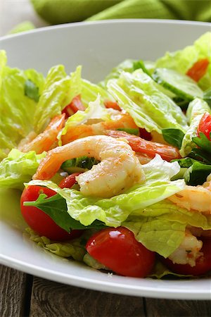 Green salad with grilled shrimp, healthy eating Stock Photo - Budget Royalty-Free & Subscription, Code: 400-06748949