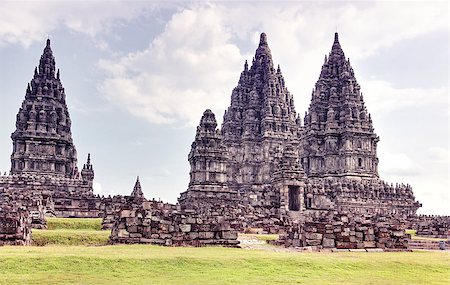 simsearch:400-06558282,k - Prambanan temple. Java island, Indonesia Photographie de stock - Aubaine LD & Abonnement, Code: 400-06749807