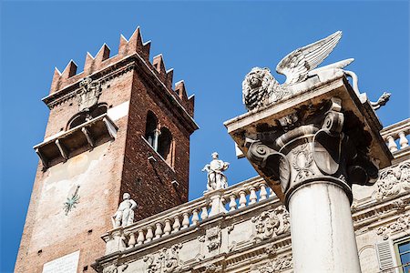 simsearch:400-06426873,k - Piazza delle Erbe and Lion of Saint Mark in Verona, Veneto, Italy Stock Photo - Budget Royalty-Free & Subscription, Code: 400-06741022
