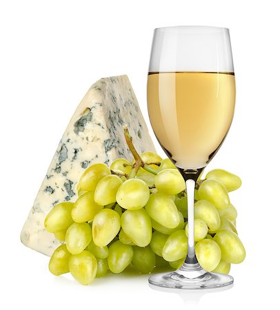 simsearch:400-04524035,k - Wineglass and grapes isolated on a white background Foto de stock - Super Valor sin royalties y Suscripción, Código: 400-06766133