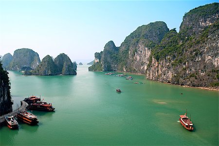 simsearch:400-05386174,k - boats on halong bay in vietnam Stock Photo - Budget Royalty-Free & Subscription, Code: 400-06767113