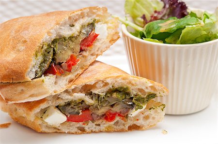 simsearch:400-06641159,k - Italian ciabatta panini sandwichwith with vegetable and feta cheese Foto de stock - Super Valor sin royalties y Suscripción, Código: 400-06767291