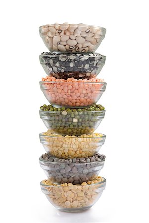 staple - Grains pulses and beans in bowl isolated over white over Foto de stock - Super Valor sin royalties y Suscripción, Código: 400-06767635