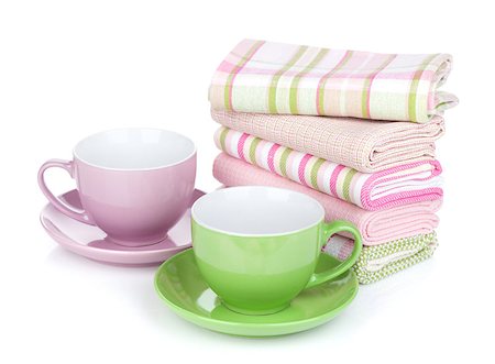 simsearch:400-04799995,k - Two coffee cups and kitchen towels. Isolated on white background Foto de stock - Super Valor sin royalties y Suscripción, Código: 400-06769851