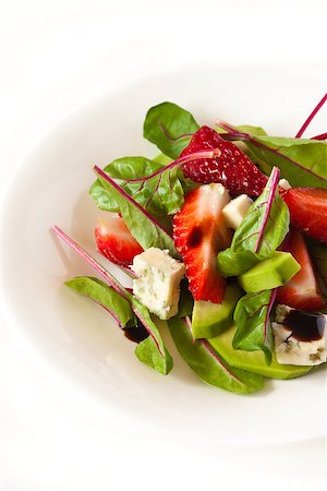 simsearch:400-05388182,k - Delicious salad with chard, blue cheese, strawberry and balsamic vinegar. Fotografie stock - Microstock e Abbonamento, Codice: 400-06761875