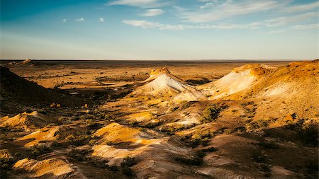 simsearch:400-04975317,k - An image of the great Breakaways at Coober Pedy Australia Fotografie stock - Microstock e Abbonamento, Codice: 400-06763803