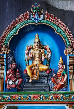 colorwall panels depicting hindu gods inside the batu caves in Kuala Lumpur Malaysia Foto de stock - Super Valor sin royalties y Suscripción, Código: 400-06772292