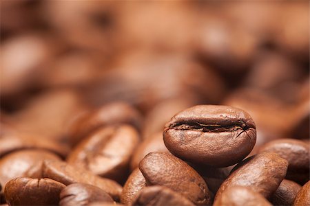 simsearch:400-04689653,k - close-up of coffee beans Stock Photo - Budget Royalty-Free & Subscription, Code: 400-06787411