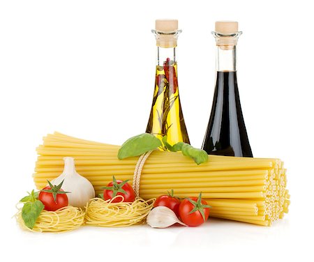 simsearch:400-06796271,k - Pasta, tomatoes, basil, olive oil, vinegar and garlic. Isolated on white background Stock Photo - Budget Royalty-Free & Subscription, Code: 400-06796107