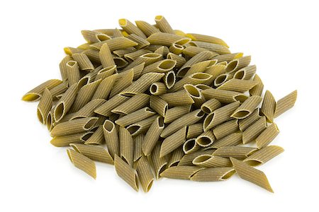 simsearch:400-06796271,k - Green colored penne pasta. Isolated on white background Stock Photo - Budget Royalty-Free & Subscription, Code: 400-06796253
