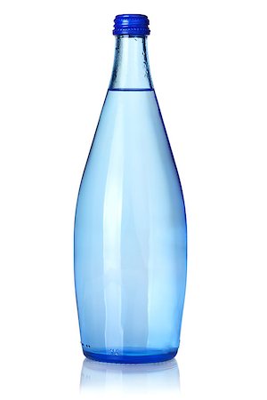 simsearch:400-06796544,k - Glass bottle of soda water. Isolated on white background Stock Photo - Budget Royalty-Free & Subscription, Code: 400-06796452
