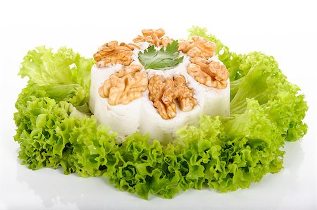 simsearch:400-05673047,k - Processed white cheese with  walnuts and fresh lettuce Foto de stock - Royalty-Free Super Valor e Assinatura, Número: 400-06790182